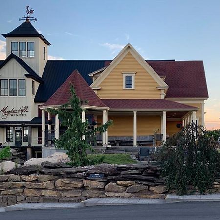 Magnetic Hill Winery Otel Moncton Dış mekan fotoğraf